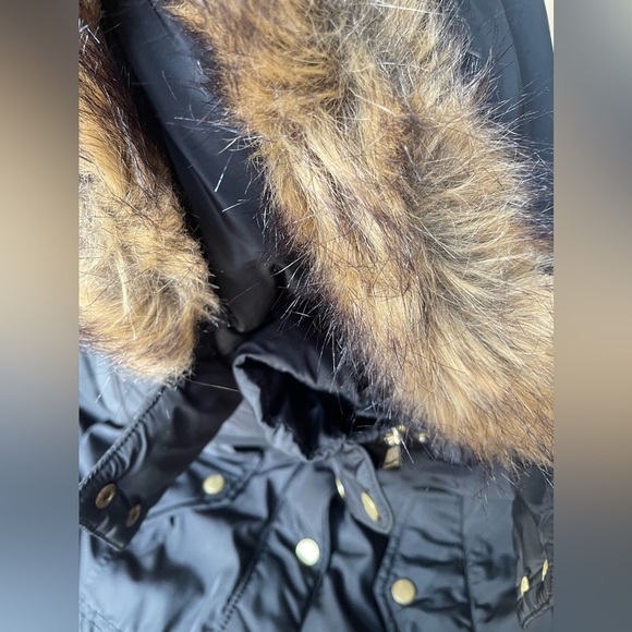 COLE HAAN. Like new condition winter jacket/coat - Picture 4 of 17
